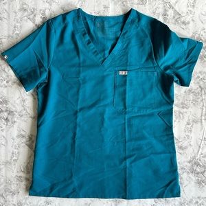 FIGS scrub top